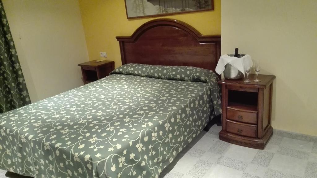 Hostal Andres Ел Салер Стая снимка