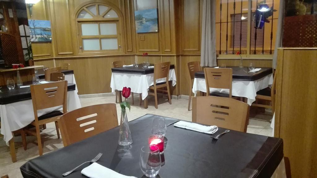 Hostal Andres Ел Салер Екстериор снимка