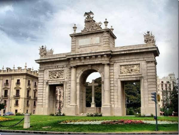 Hostal Andres Ел Салер Екстериор снимка